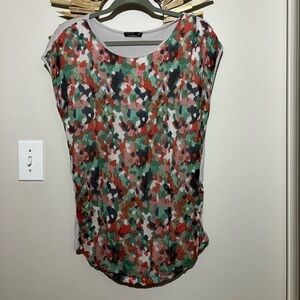 Tatuum Colorful Font Sleeveless Top